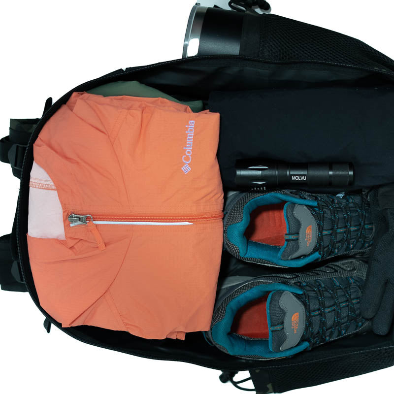 Mochila Roca Negro Azul