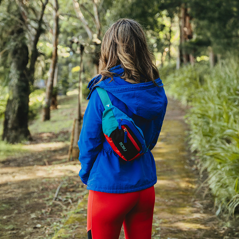 Cangurerita negro rojo