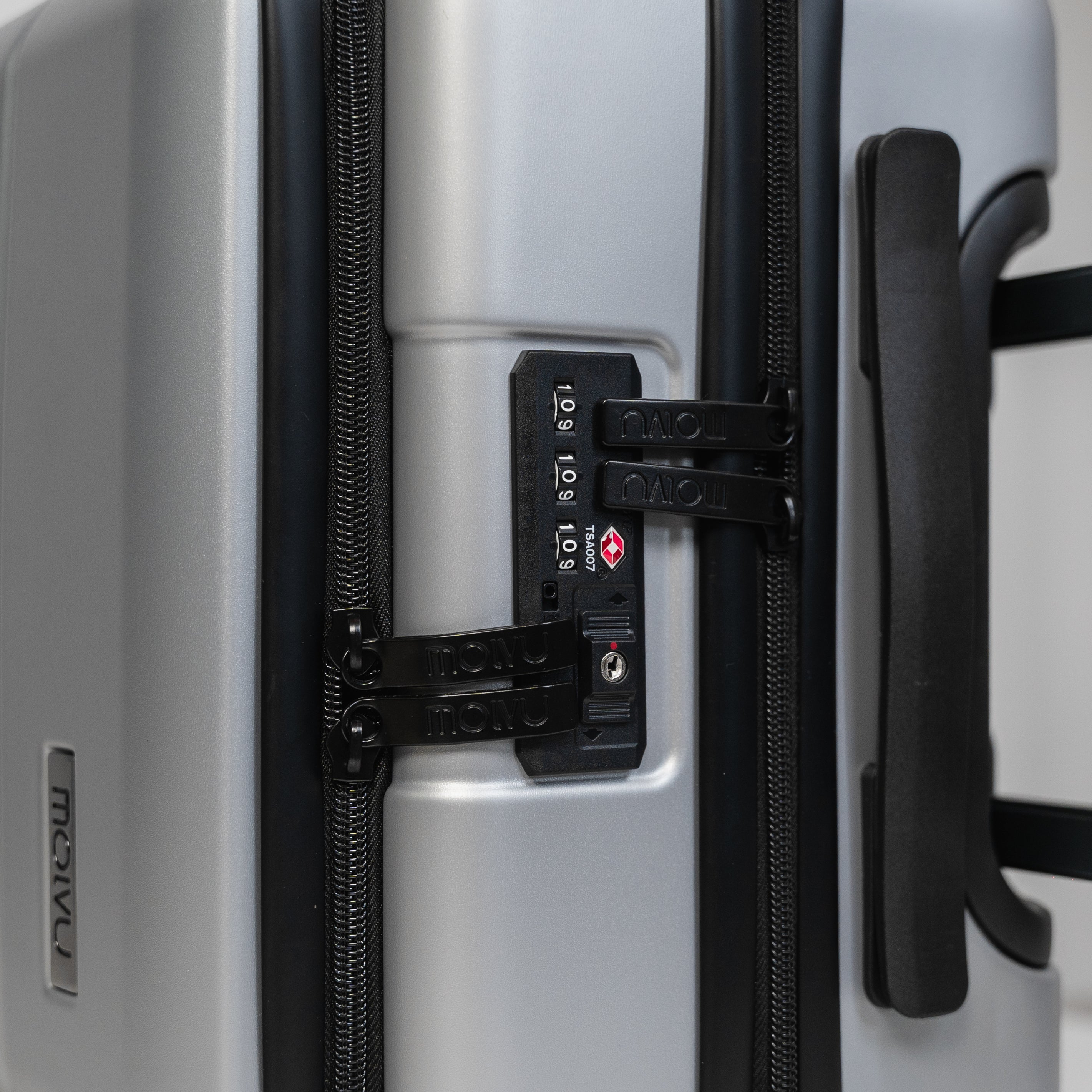 Maleta Viaje 2 (carry on) plateada