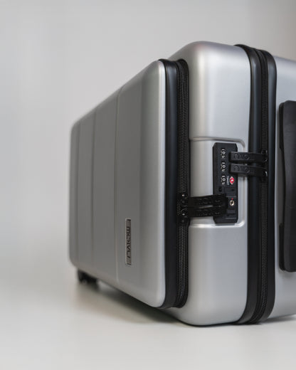 Maleta Viaje 2 (carry on) plateada